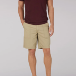Lee Men Extreme Motion Deep Pocket Utility Short KC Khaki Clothing 480T1025