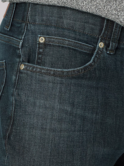 Lee Men Extreme Motion MVP Straight Fit Tapered Jean Executive Clothing 480T605 - Image 3
