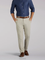 Lee Men Extreme Motion Relaxed Fit Khaki Pant Dove Clothing 480T737