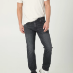 Lee Men Extreme Motion Straight Fit Tapered Leg Jean Washed Black Clothing 480T530