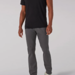 Lee Men Extreme Motion Super Soft Straight Fit Twill Jean Engineer Clothing 480T639