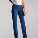 Lee Women 100% Cotton Relaxed Fit Straight Leg Jean (Petite) Livia Clothing 480T50