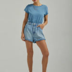 Lee Women High Rise Pleated Denim Short Frosted Blue Clothing 480T336