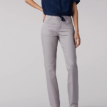 Lee Women Instantly Slims Relaxed Fit Straight Leg Jean Classic Fit Palisade Clothing 480T81