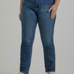 Lee Women Legendary Regular Straight Jean (Plus) Seattle Clothing 480T113