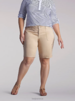 Lee Women Relaxed Fit Avey Knitwaist Cargo Bermuda (Plus) Cafe Clothing 480T291