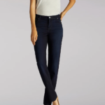Lee Women Stretch Relaxed Fit Straight Leg Jean (Petite) Niagra Clothing 480T101