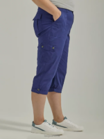 Lee Women Ultra Lux with Flex-To-Go Relaxed Cargo Capri (Plus) Medieval Blue Clothing 480T449 - Image 3
