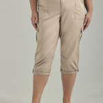 Lee Women Ultra Lux with Flex-To-Go Relaxed Cargo Capri (Plus) Pioneer Beige Clothing 480T447
