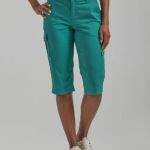 Lee Women Ultra Lux with Flex-to-Go Relaxed Cargo Skimmer Mystique Clothing 480T423