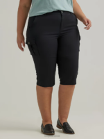 Lee Women Ultra Lux with Flex-to-Go Relaxed Cargo Skimmer (Plus) Black Clothing 480T445