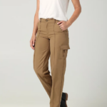 Lee Women Ultra Lux with Flex-to-Go Seamed Cargo Straight Leg Pant Dark Khaki Clothing 480T232