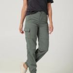 Lee Women Ultra Lux with Flex-to-Go Single Pocket Cargo Jogger Pant (Petite) Fort Green Clothing 480T234