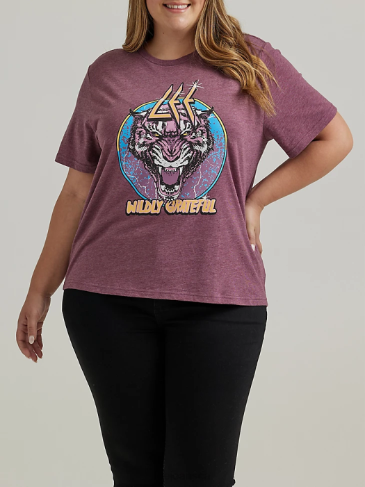 lee_women_wildly_grateful_graphic_teeplus_boysenberry_clothing_480t341.png Lee Women Wildly Grateful Graphic Tee(Plus) Boysenberry Clothing 480T341 - Image 1